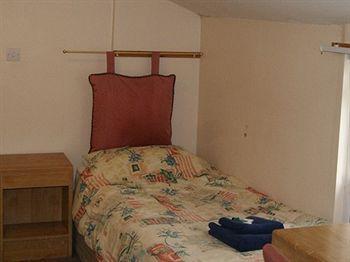 The Globe Inn Buckfastleigh Extérieur photo