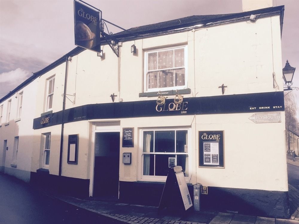 The Globe Inn Buckfastleigh Extérieur photo