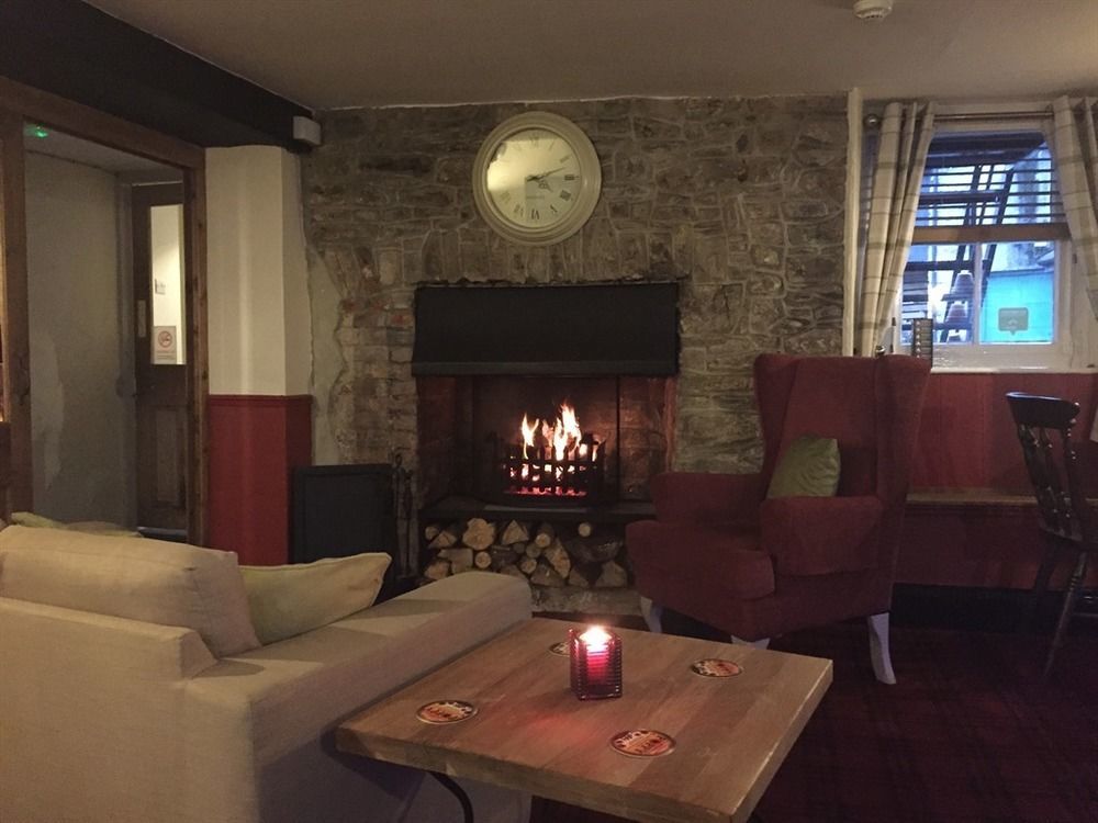 The Globe Inn Buckfastleigh Extérieur photo