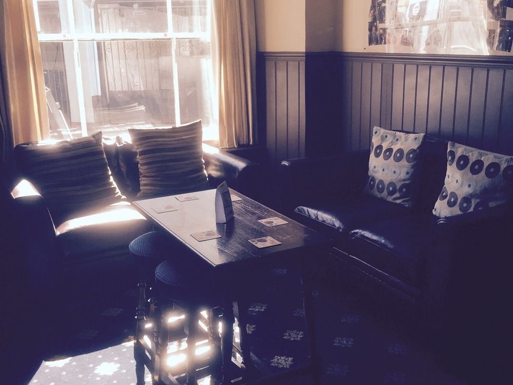 The Globe Inn Buckfastleigh Extérieur photo