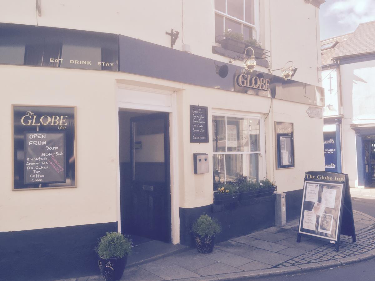 The Globe Inn Buckfastleigh Extérieur photo